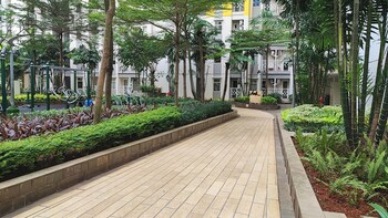ruang nyaman at the springlake summarecon bekasi