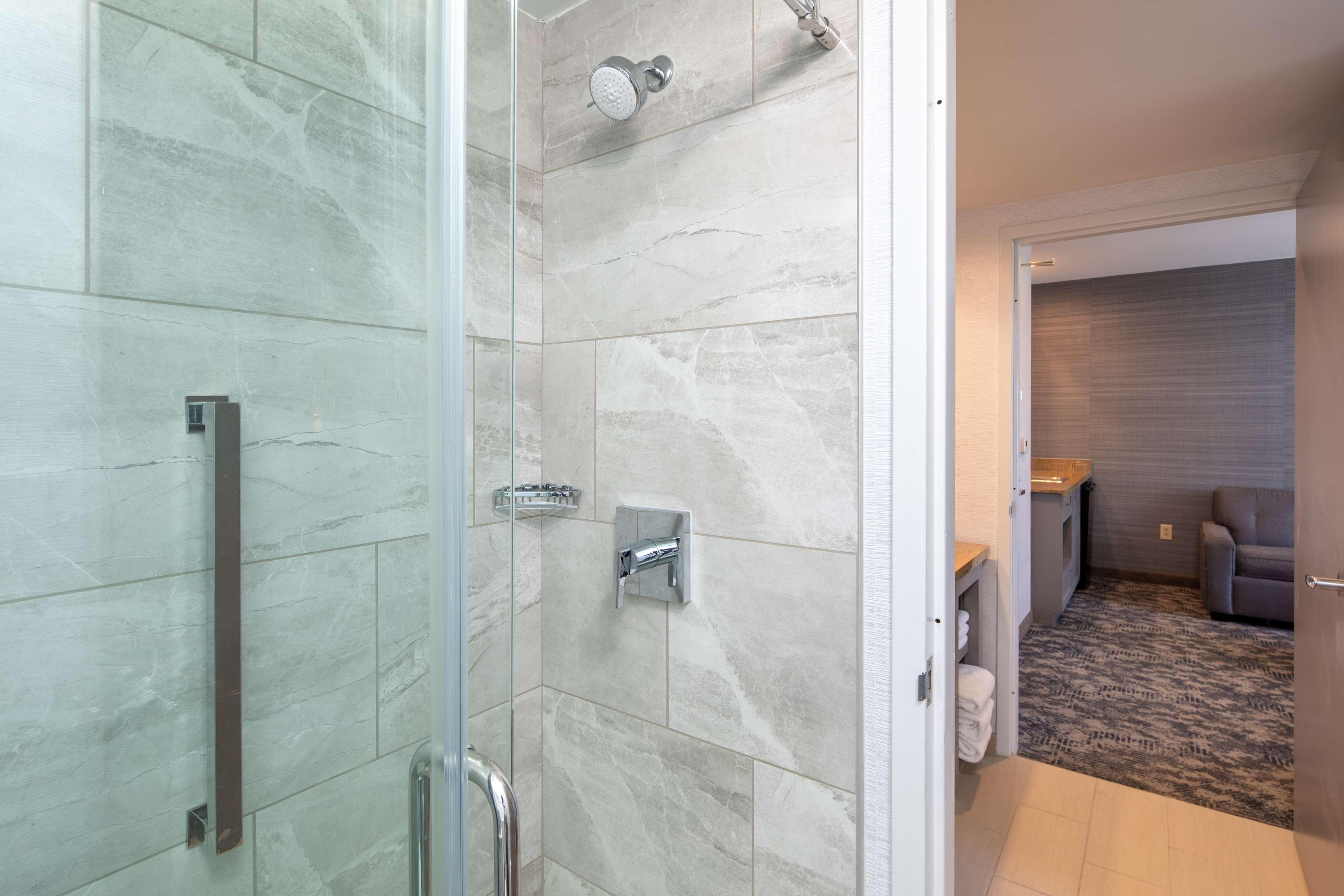 embassy suites by hilton portland maine