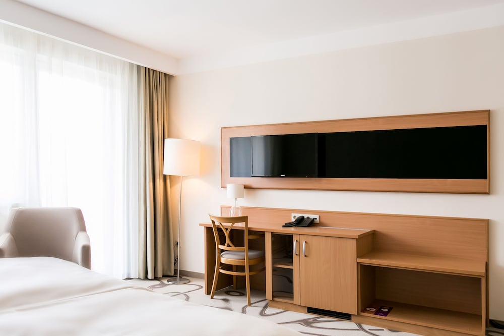 ambient hotel and aromaspa sikonda