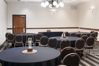 embassy suites anchorage