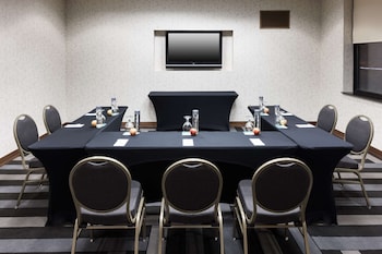 embassy suites anchorage
