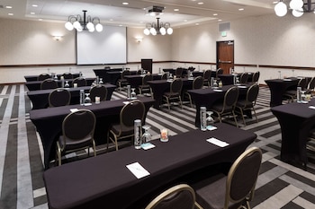 embassy suites anchorage