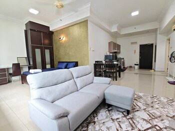 zen home parkview klcc