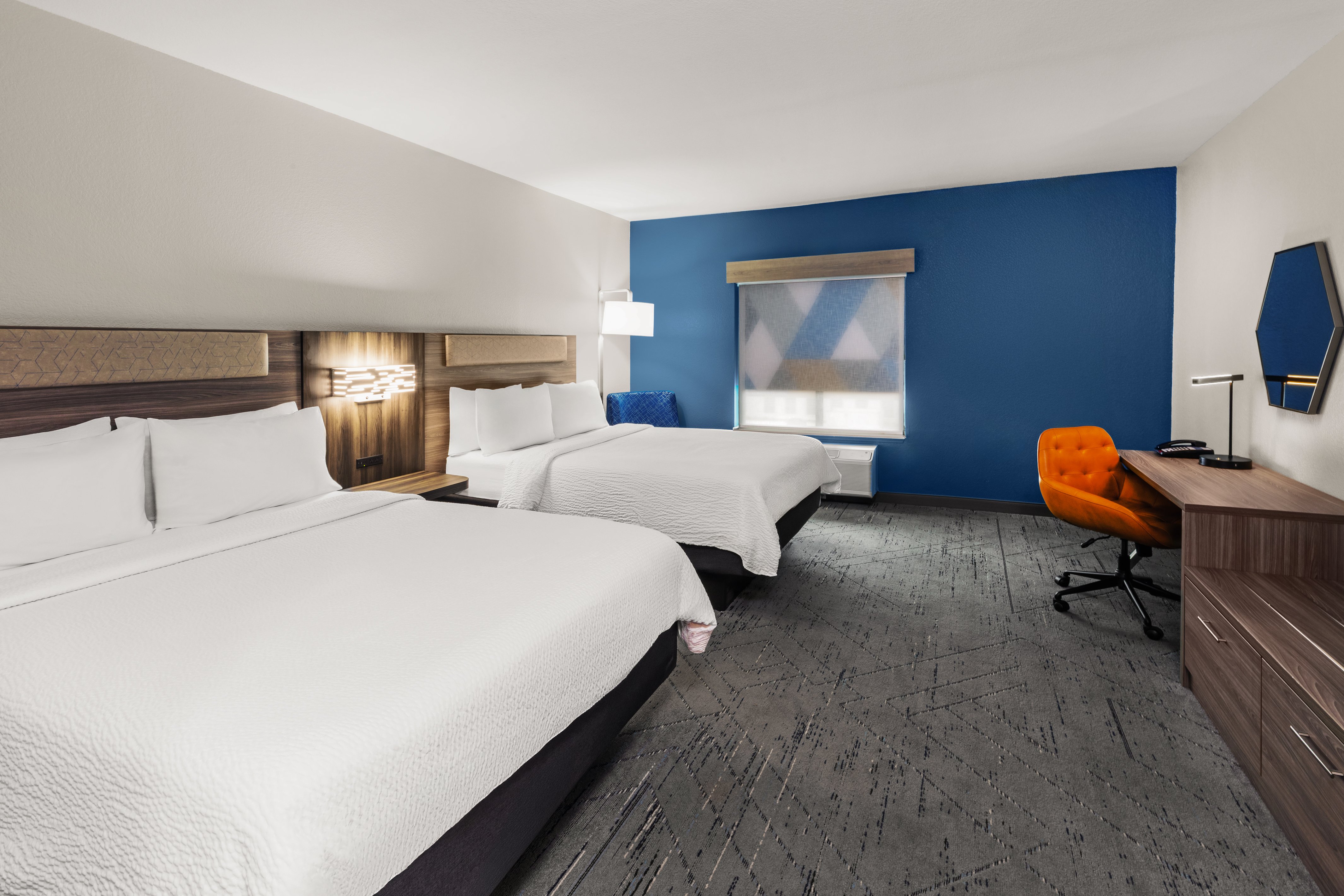 holiday inn express and suites san antonio se by a