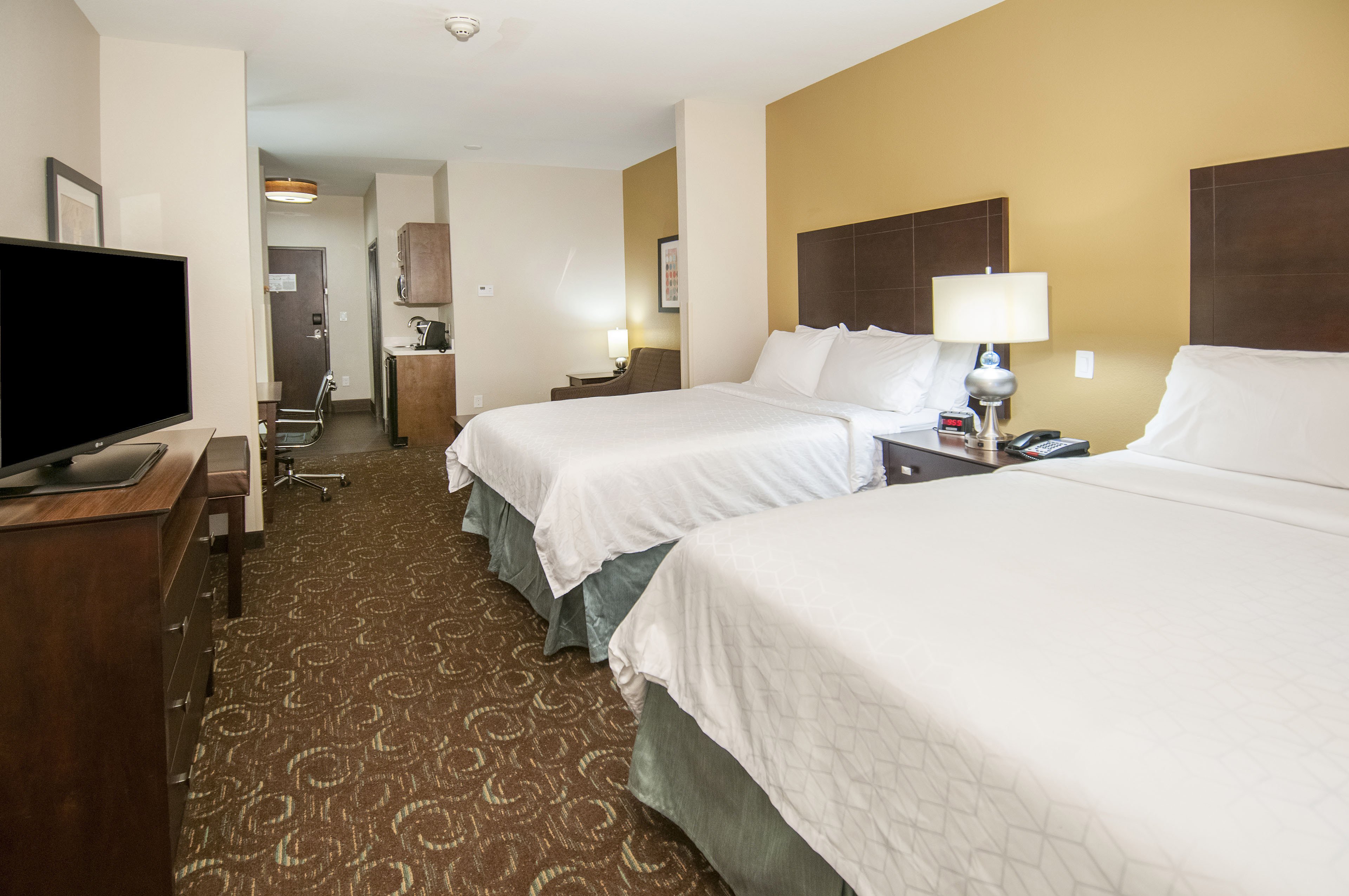 holiday inn express and suites san antonio se by a