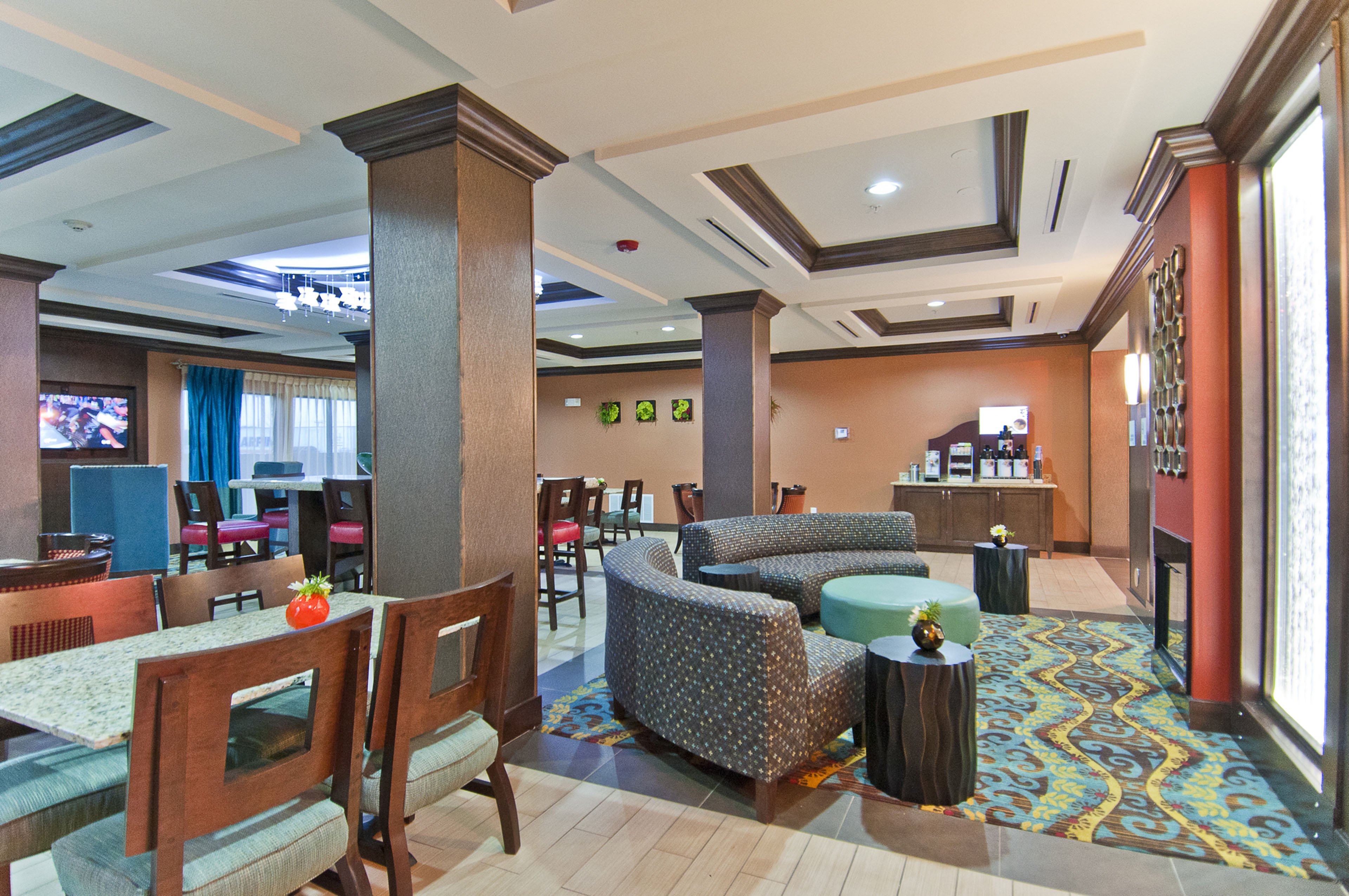 holiday inn express and suites san antonio se by a
