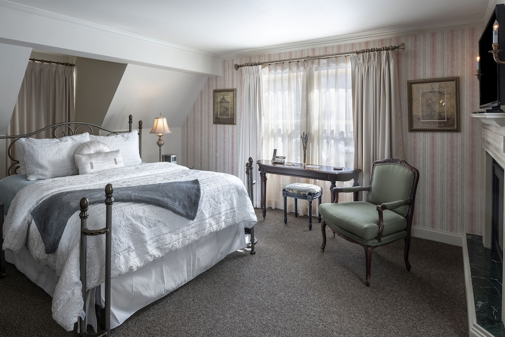 the inn at thorn hill and spa