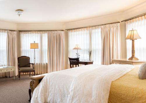 the inn at thorn hill and spa