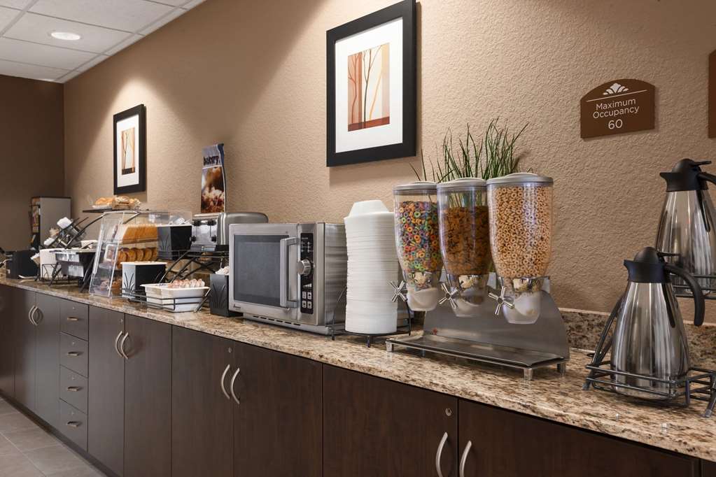 microtel inn and suites by wyndham cotulla
