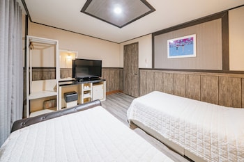 b hotel