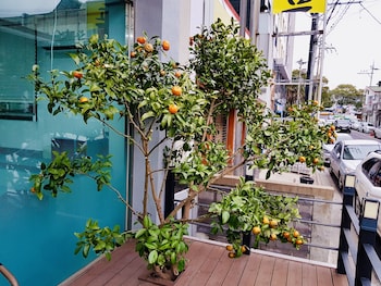 b hotel