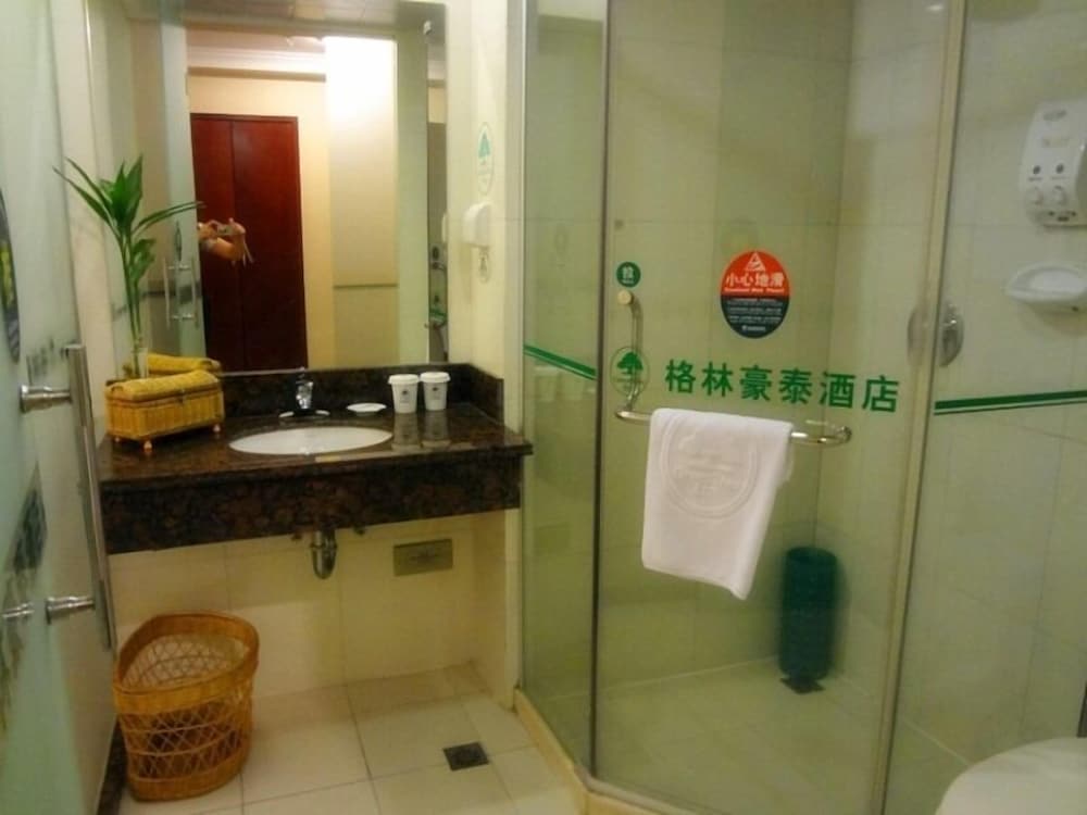 green tree inn nantong chongchuan district tongjing avenue jiaoyu road
