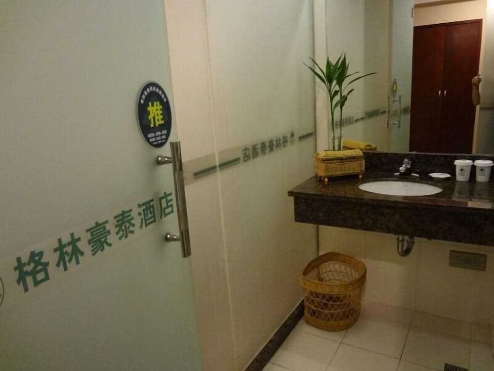 green tree inn nantong chongchuan district tongjing avenue jiaoyu road