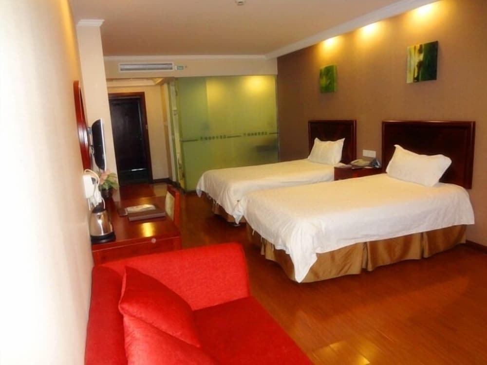 green tree inn nantong chongchuan district tongjing avenue jiaoyu road