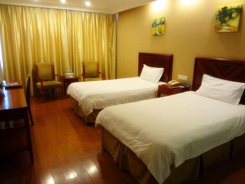 green tree inn nantong chongchuan district tongjing avenue jiaoyu road