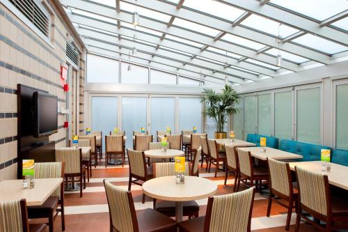 holiday inn express manhattan times square south by ihg