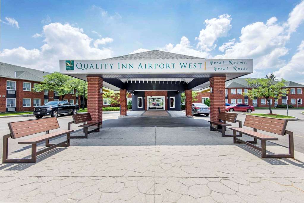 quality inn airport west