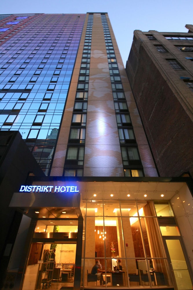 distrikt hotel new york city tapestry collection by hilton