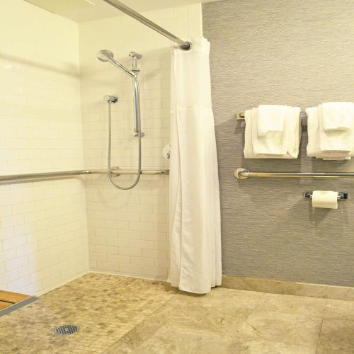 distrikt hotel new york city tapestry collection by hilton