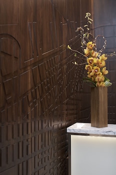 Distrikt Hotel New York City, Tapestry Collection By Hilton,Nutley>>New York,4 star