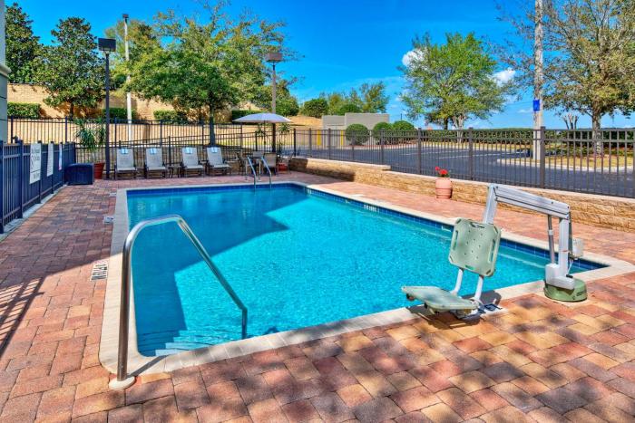 hampton inn and suites clermont