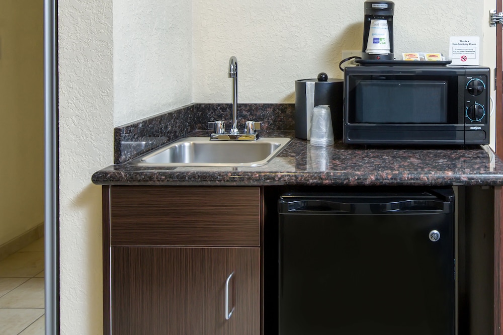 holiday inn express and suites orlando apopka