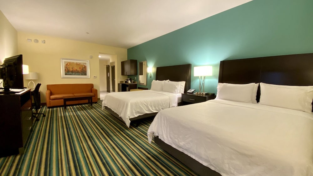 holiday inn express and suites orlando east ucf area