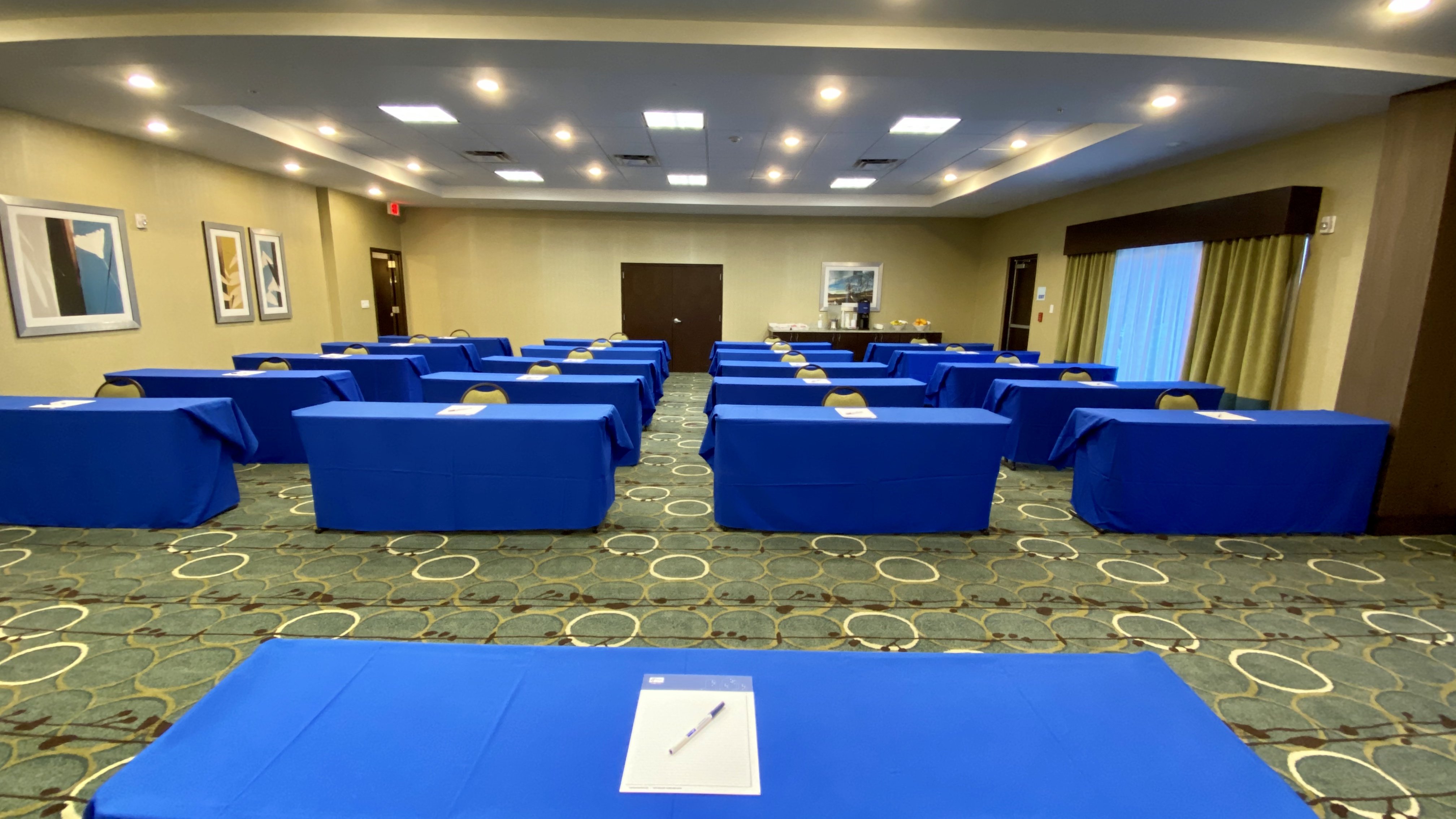 holiday inn express and suites orlando east ucf area