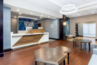 holiday inn express and suites orlando east ucf area