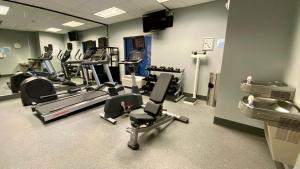 holiday inn express and suites orlando east ucf area