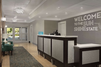 Hampton Inn & Suites Orlando-North/Altamonte Springs,Orange County>>Altamonte Springs,3 star