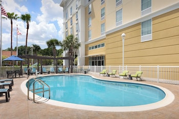 Hampton Inn & Suites Orlando-North/Altamonte Springs,Orange County>>Altamonte Springs,3 star