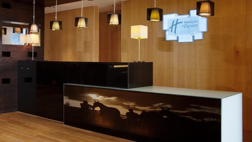 holiday inn express london epsom downs by ihg