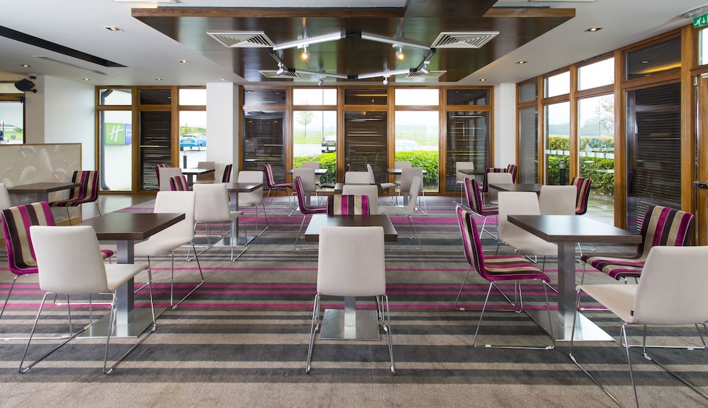 holiday inn express london epsom downs by ihg