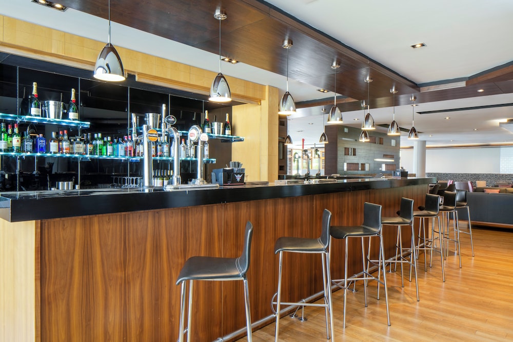 holiday inn express london epsom downs by ihg