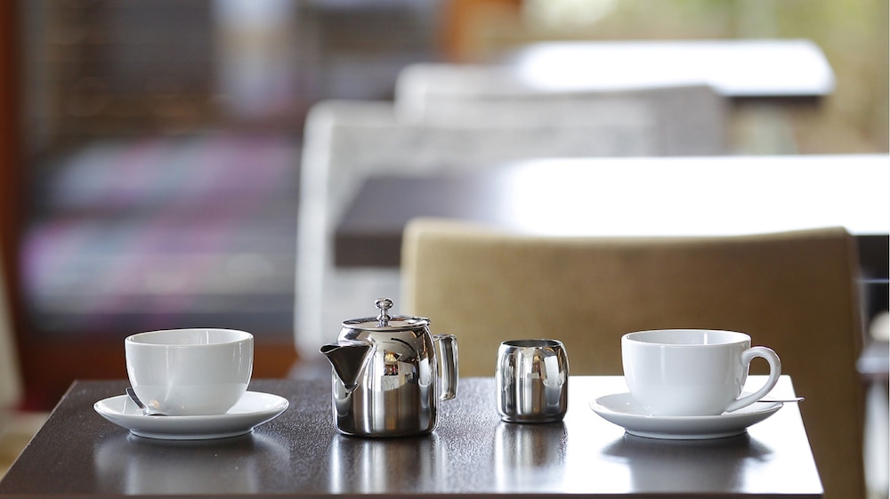 holiday inn express london epsom downs by ihg