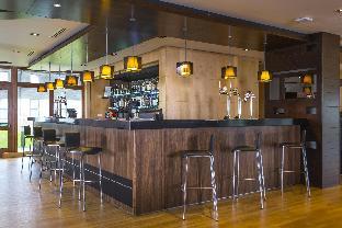 holiday inn express london epsom downs by ihg