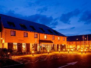 holiday inn express london epsom downs by ihg