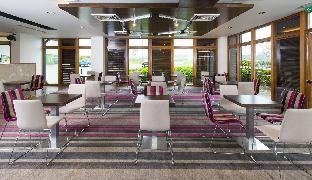 holiday inn express london epsom downs by ihg