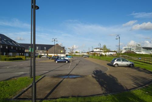 holiday inn express london epsom downs by ihg