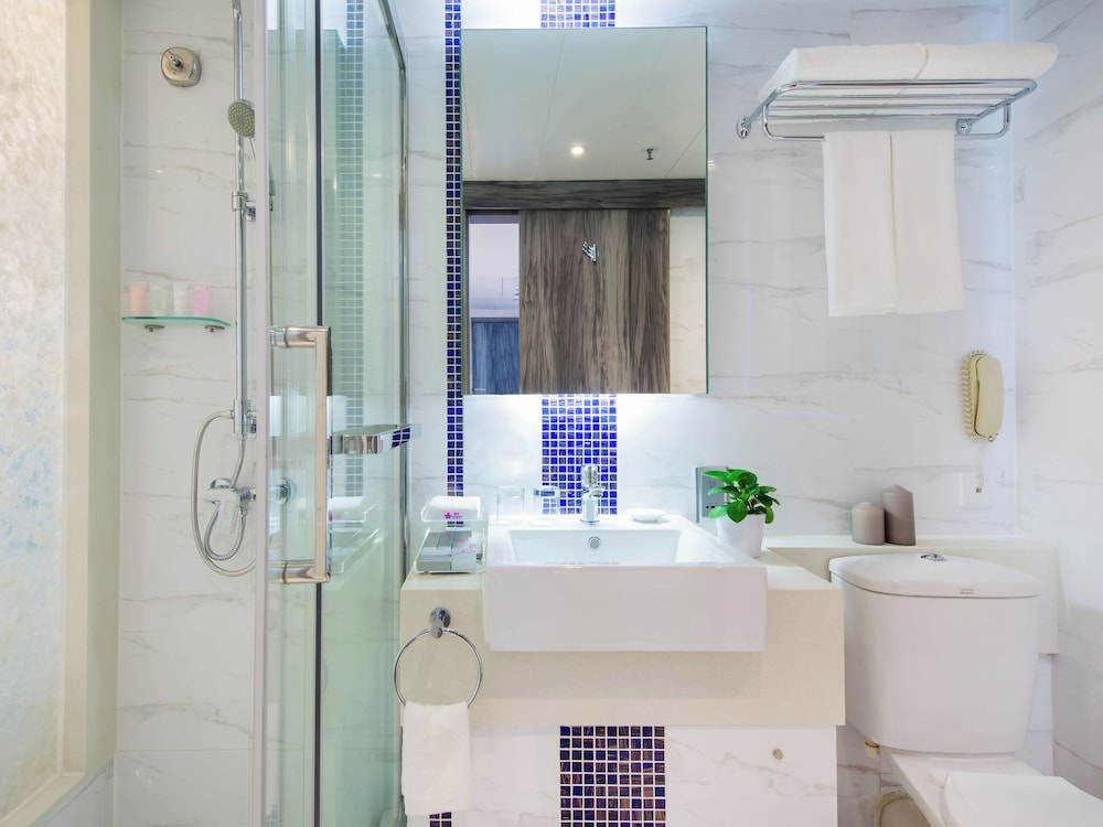 the bauhinia hotel tsim sha tsui