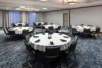 hilton garden inn naperville warrenville