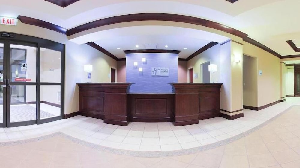 holiday inn express and suites chicago west ohare airport area
