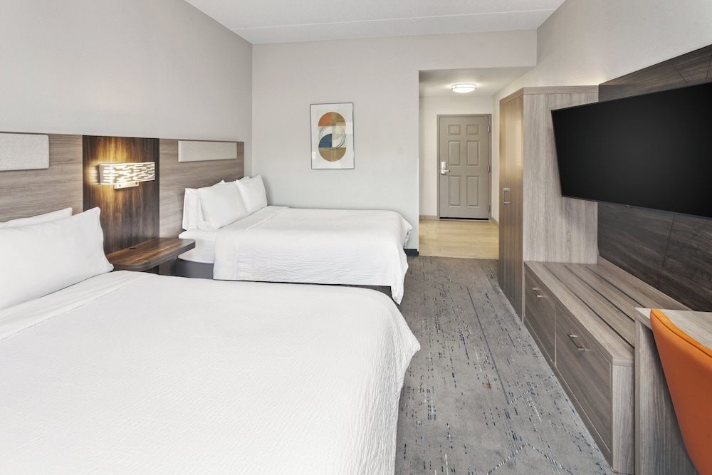 holiday inn express and suites chicago west ohare airport area