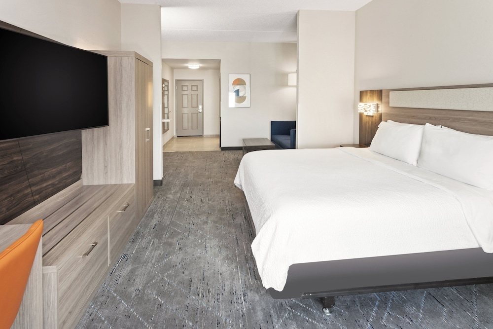 holiday inn express and suites chicago west ohare airport area