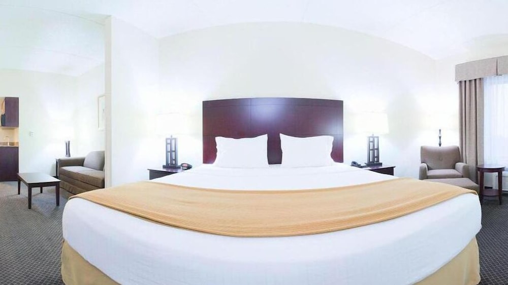 holiday inn express and suites chicago west ohare airport area
