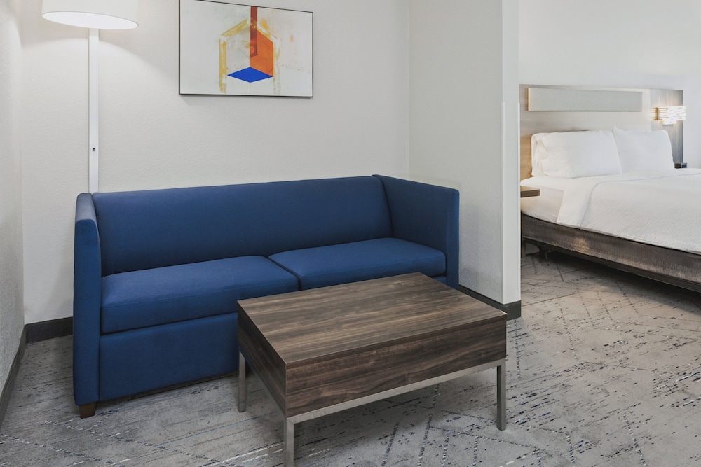 holiday inn express and suites chicago west ohare airport area