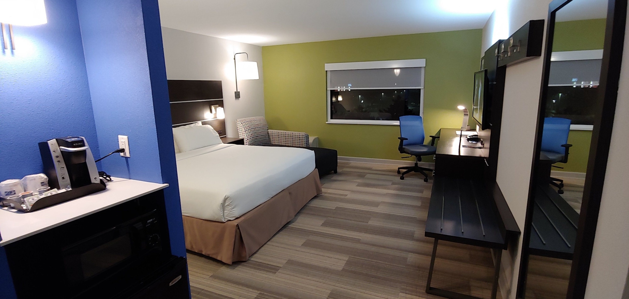 holiday inn express rolling meadows schaumburg area