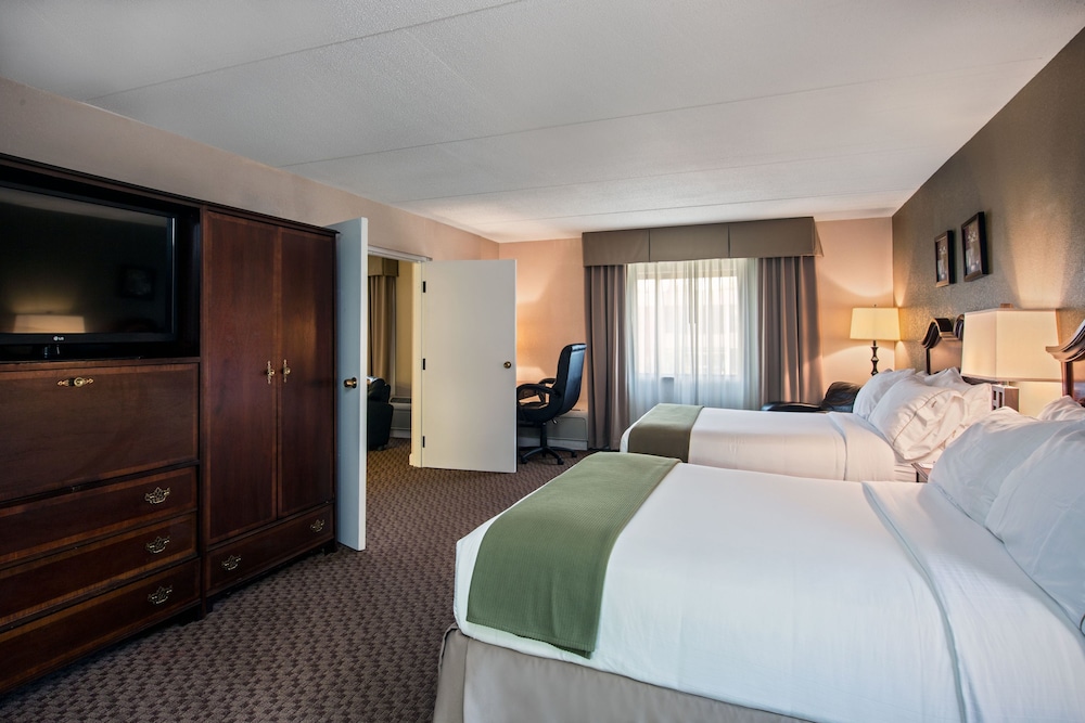 holiday inn express rolling meadows schaumburg area