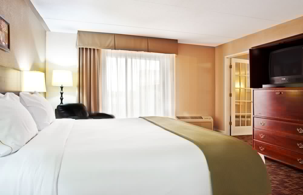 holiday inn express rolling meadows schaumburg area